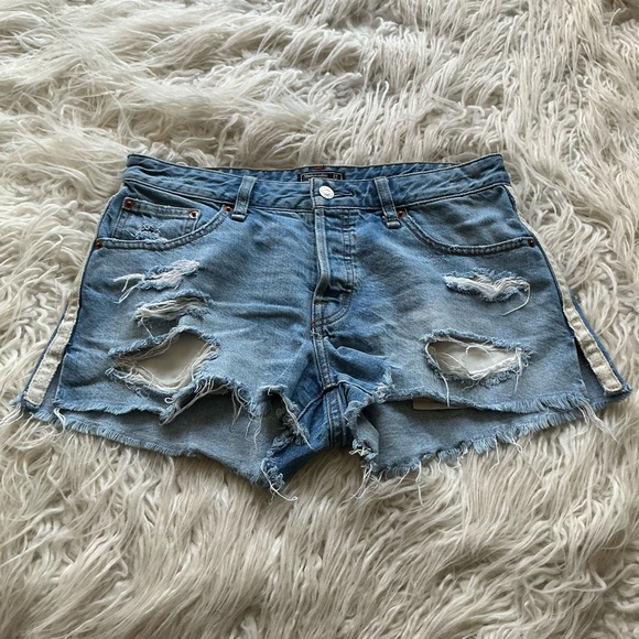 Abercrombie Ames Low‎ Rise Boyfriend Shorts - Picture 1 of 4